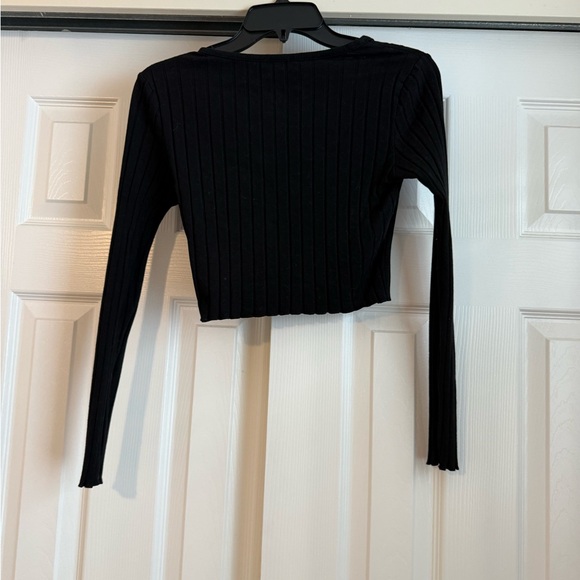 Black Ribbed Button-Up Cardigan - Picture 2 of 2